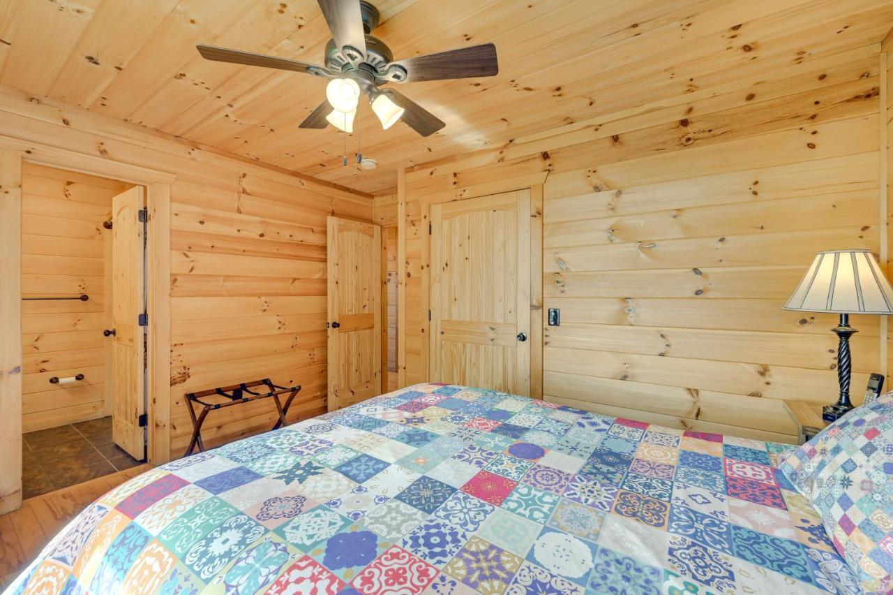 Warm And Cozy Cabin With Deck On Top Of The Blue Ridge Fancy Gap 外观 照片