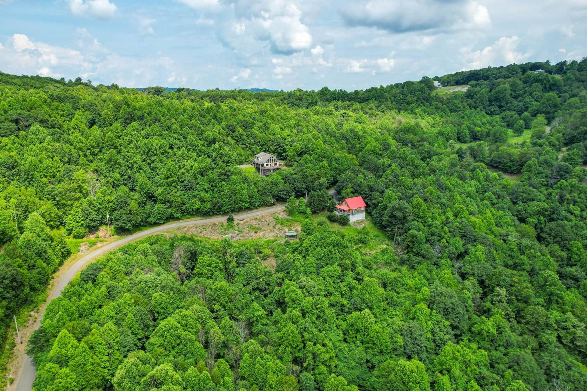 Warm And Cozy Cabin With Deck On Top Of The Blue Ridge Fancy Gap 外观 照片